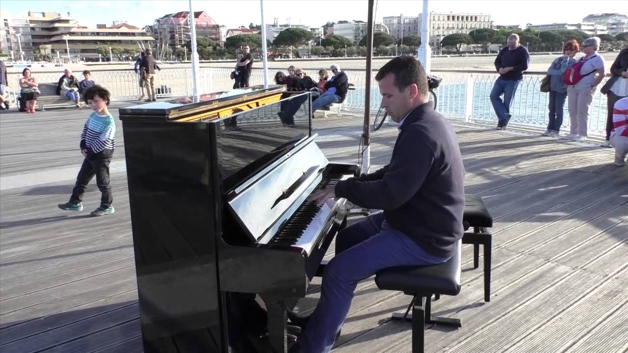 Piano sur la Jet&eacute;e Thiers