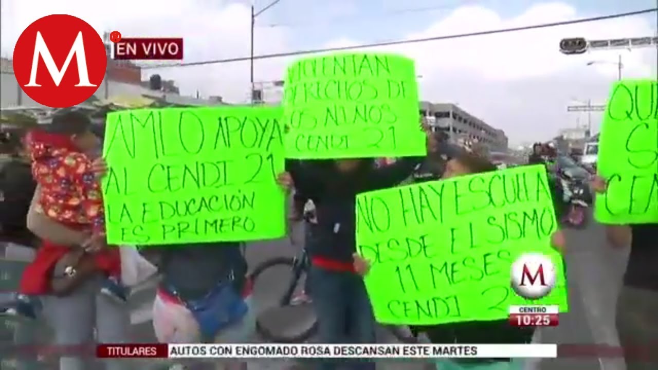 Vecinos bloquean Eje 1 Norte