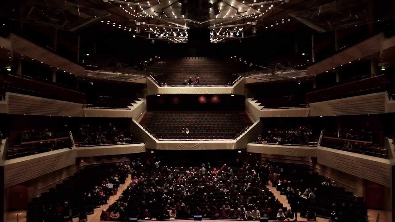 TIME LAPSE - CONCERT HALL AUDIENCE