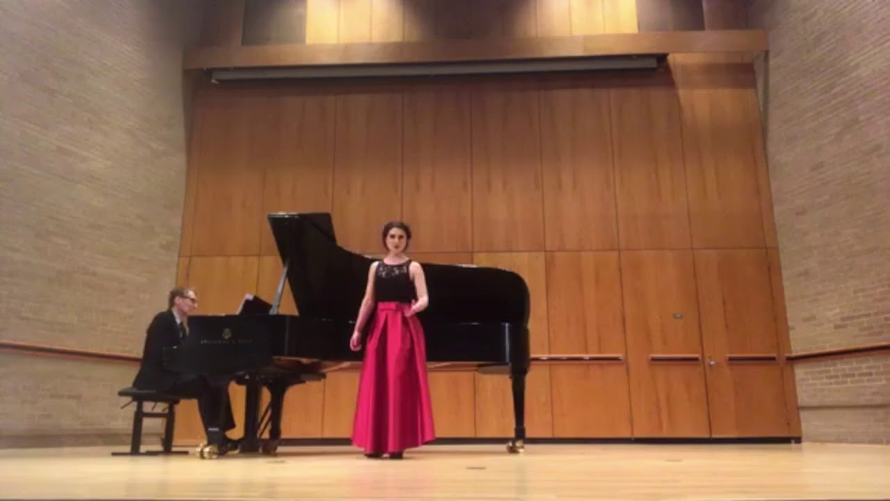 Mira que soy ni&ntilde;a by Granados-Andrea Walker, Soprano
