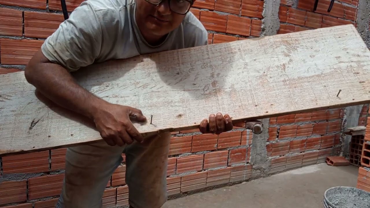 Como apoiar as caixarias da cinta na parede.