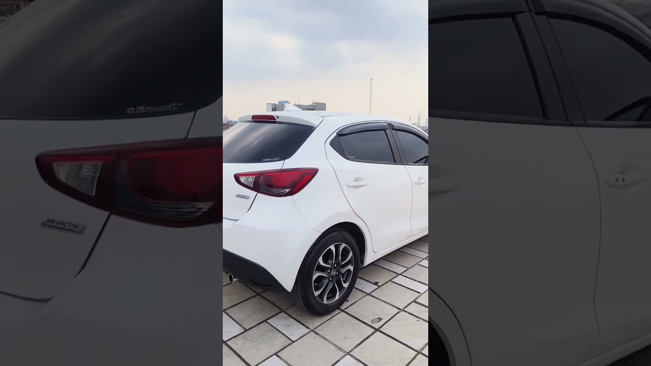 Mazda 2 