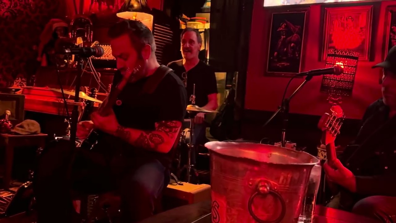 Jeff Shnier gets invited to play with Steve Marriner & Local Electric, with Raoul Bhaneja!