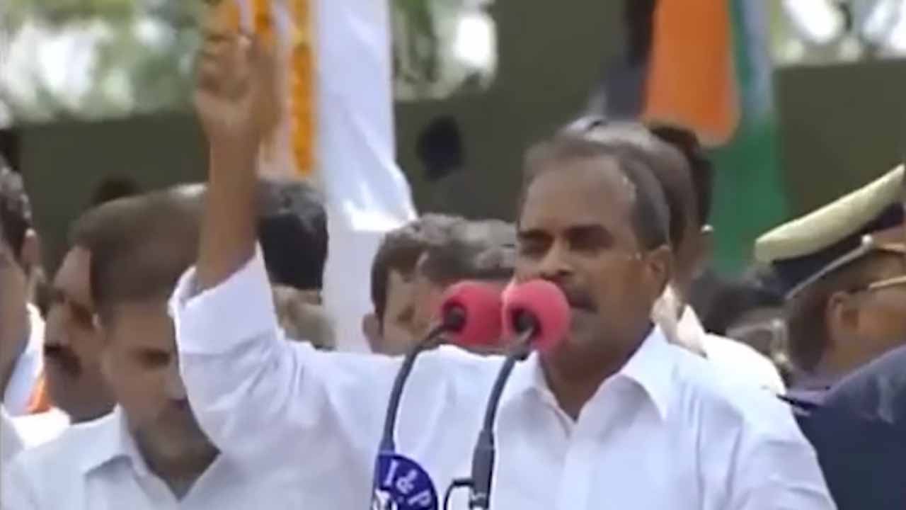 YSR First Speech As CM - Cinema Garage