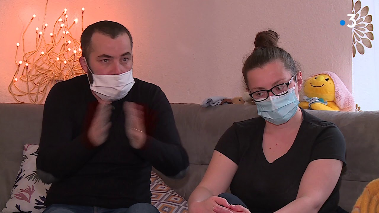 Florac : 400 personnes rassemblées pour soutenir une famille d'Albanais et un jeune Malien