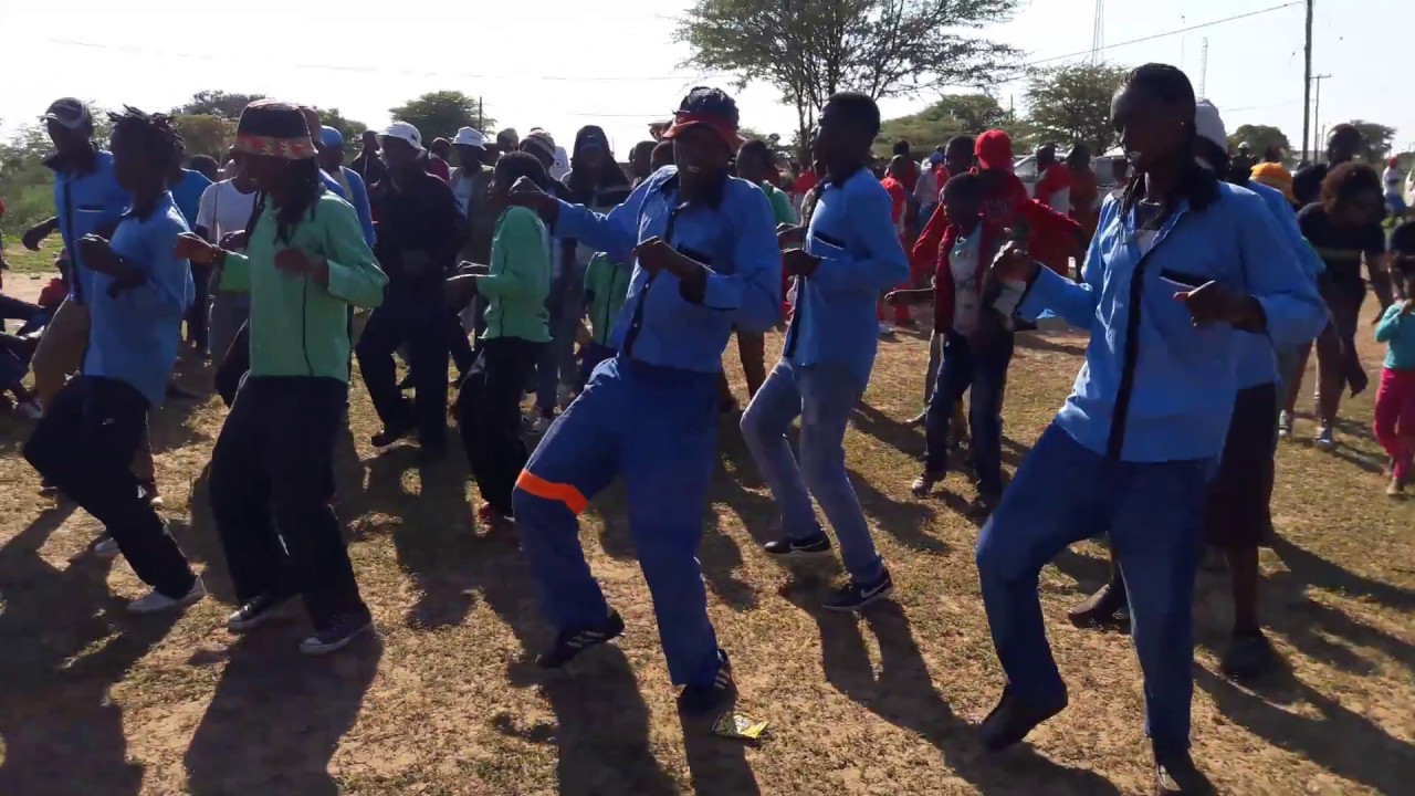Bee Kay CHOIR (Moshaweng) : bo-malome le ntsieditse