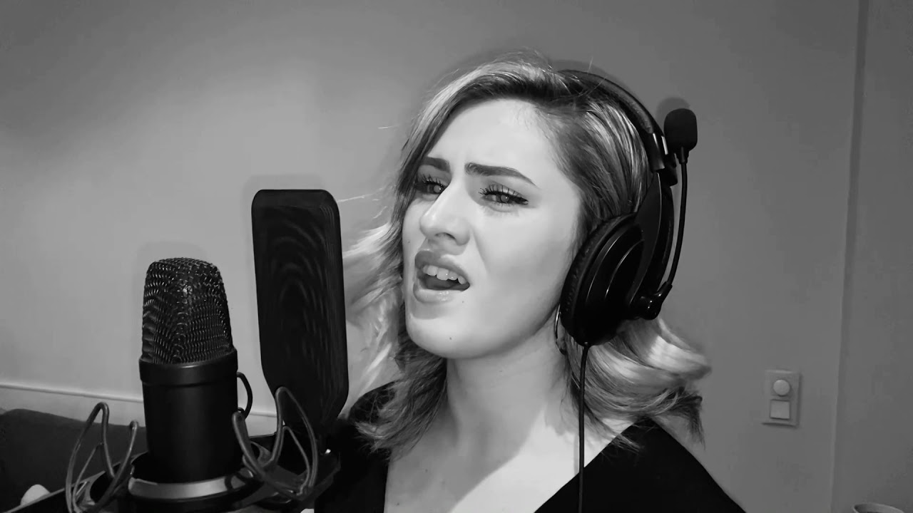 TON HÉRITAGE interprétée par  Chloé ( B.BIOLAY )