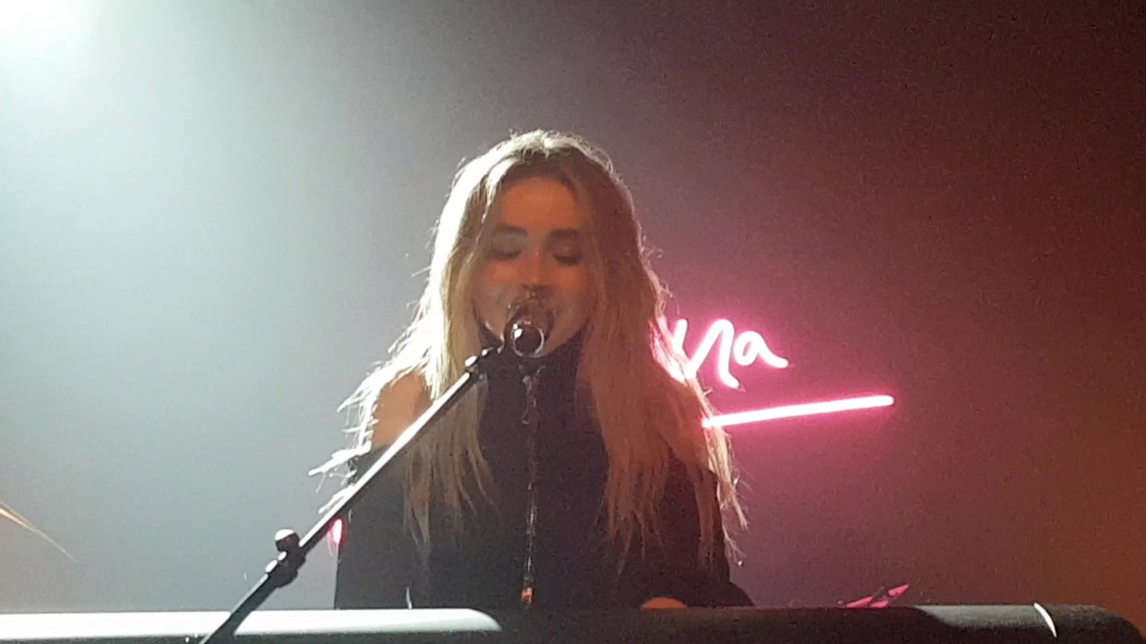 Sabrina carpenter - shadows live in Antwerp, Belgium