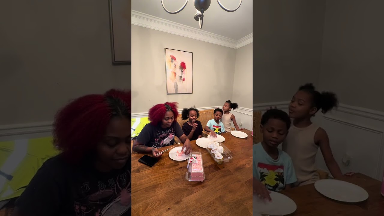 TRYING THE VIRAL STRAWBERRY CAKE FROM PUBLIX 