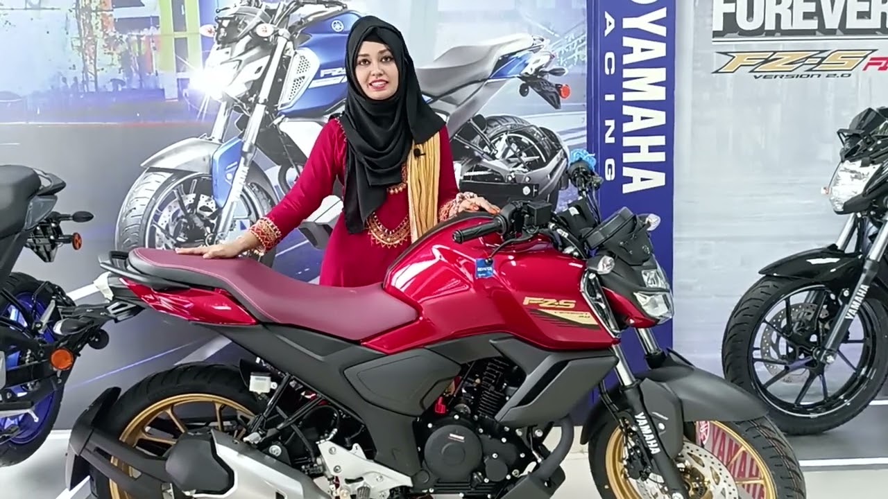FZ-S-V3 DELUXE RED COLOUR AVAILABLE IN OUR SHOWROOM. A.S MOTOR'S KUSHTIA.🎀💖