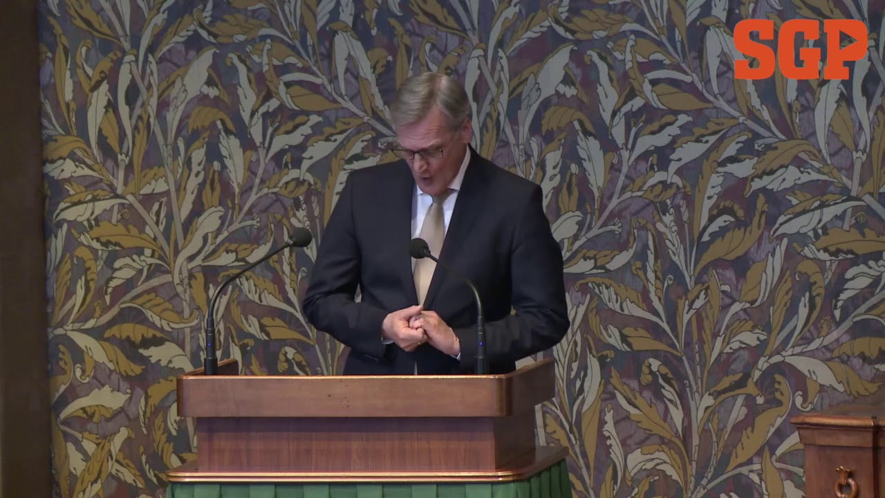 'Onze hoop is op God' - Eerste Kamerlid Schalk over corona