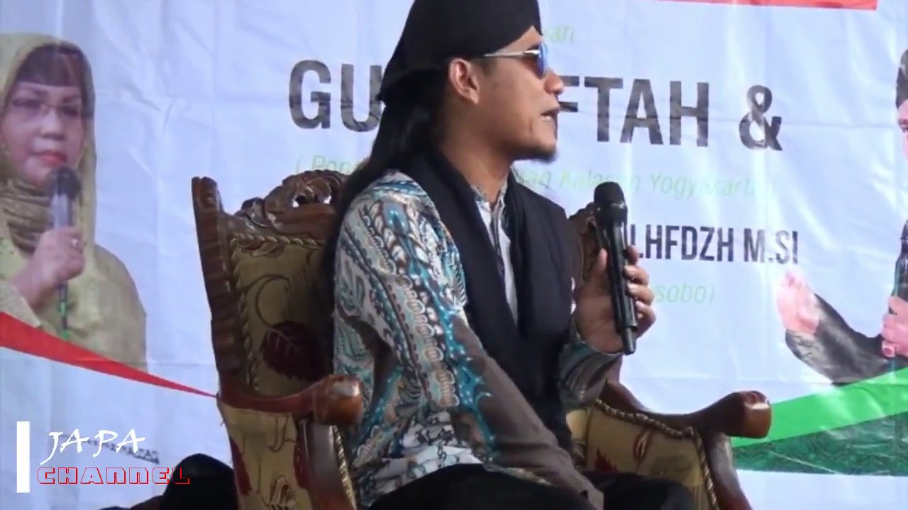 Pengajian lucu Gus Miftah Dari Kalasan Jogja (Di Dusun Silandak,Wonosobo, Desember 2017 ) part 2