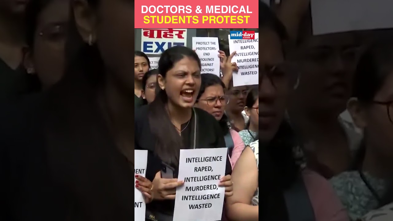 Watch: Doctors & medical students protest at Nair Hospital, Mumbai
