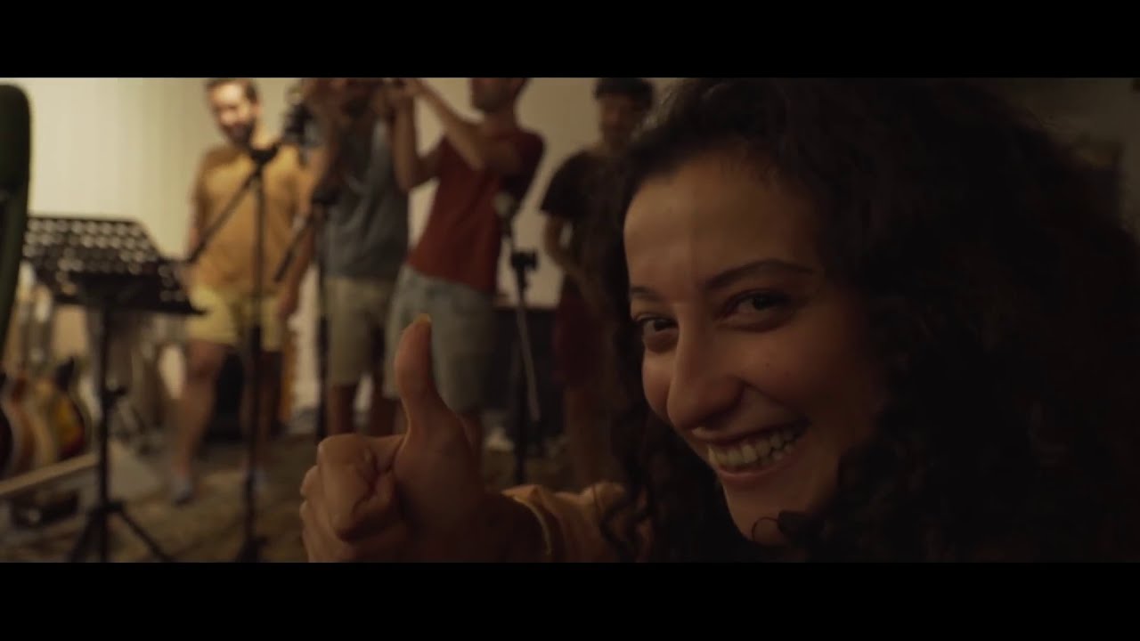 Melike Şahin - Uykumun Boynunu Bükme #sislimazim #MelikeŞahin