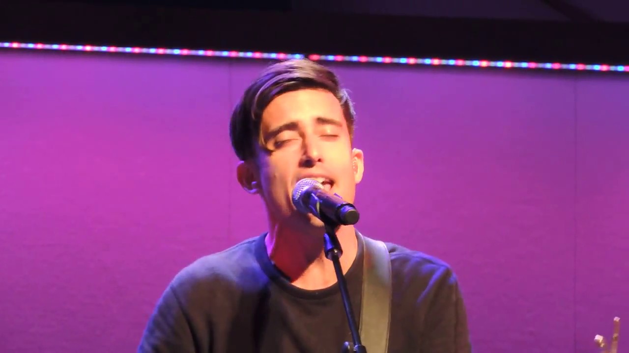 Phil Wickham - Wild River (New Song) // LIVE - HD