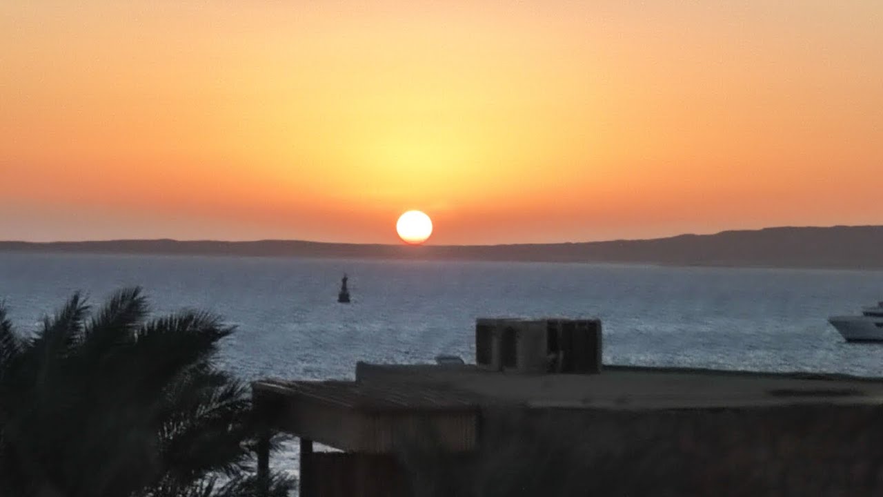 01-09/10/2025 在埃及的 9天 Day 7：紅海浮潛垂釣、沙漠四驅車，住宿：Hilton Hurghada Plaz Hotel。Day 8：洪加達→開羅→杜拜。 Day 9：杜拜→香港