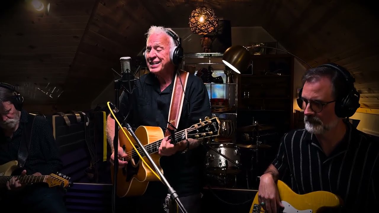 Pat Huggins, Will McFarlane & Jimmy Nutt - Black and White - Recorded at Studio Coop DeVilla