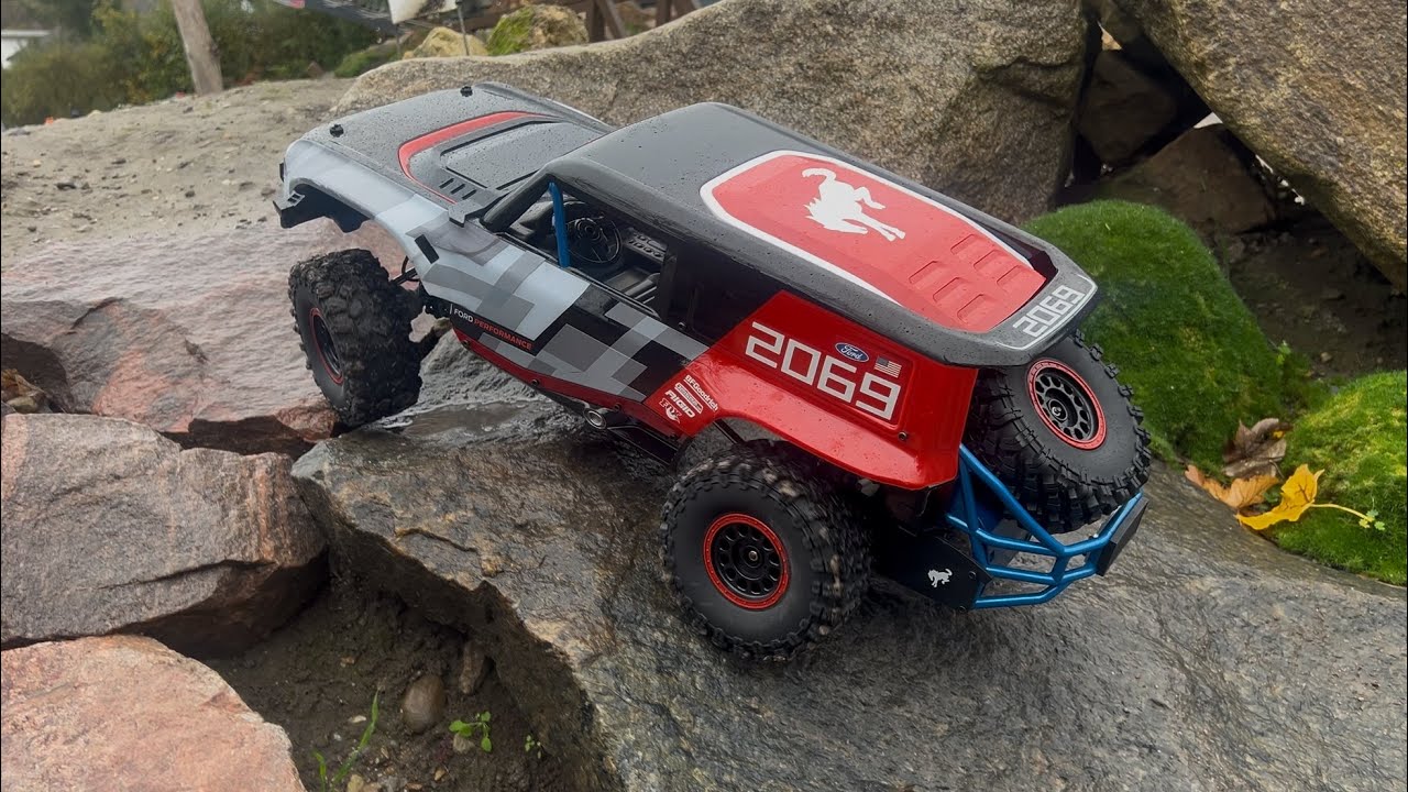 Mjx Hyper Bronco keeping up with the crawlers.