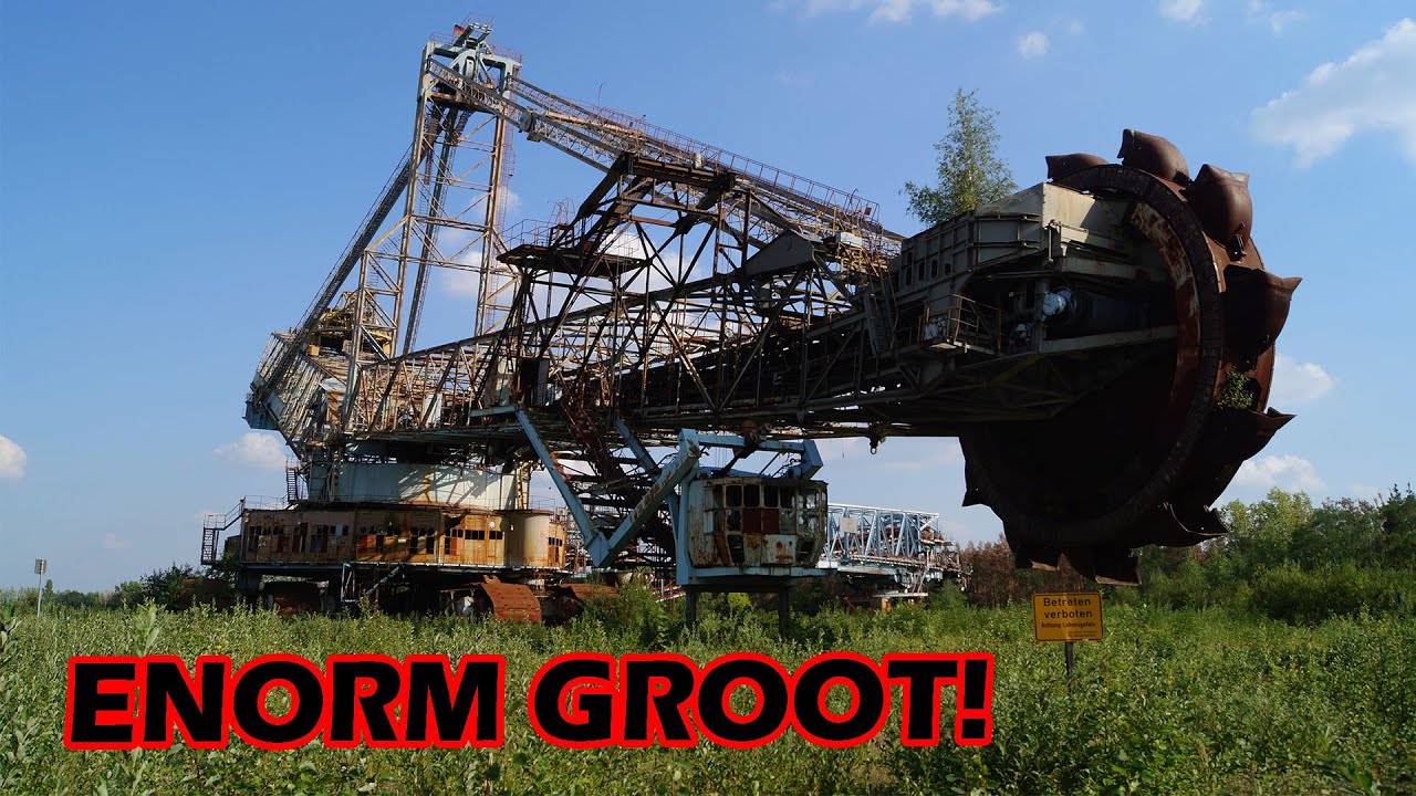 DIT IS DE GROOTSTE VERLATEN MACHINE TER WERELD! (UrbexNL)