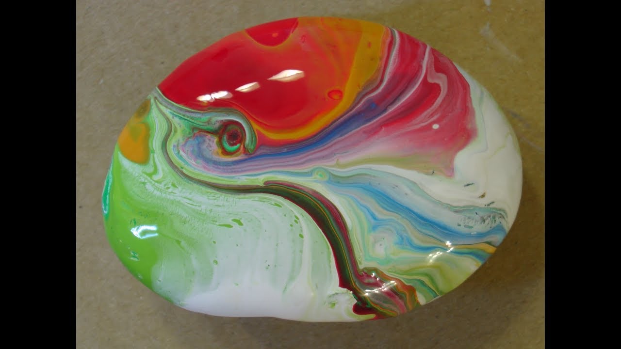 Acrylic Pouring on a Rock, Steine bemalen.