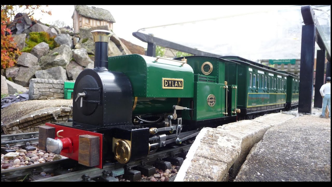 Roundhouse Dylan Steam Locomotive's First Run At Wistow Model Village