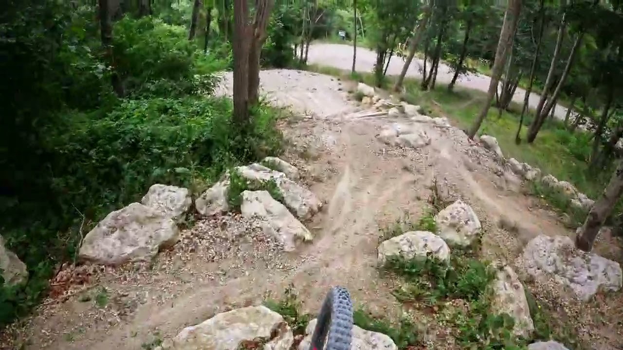 Colline d'&Eacute;lancourt - Parcours olympique VTT