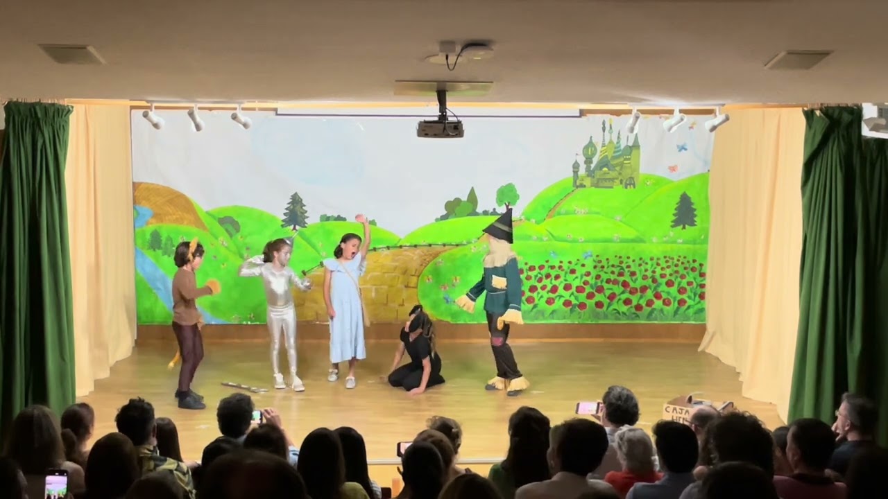 Teatro El Mago de Oz 3º Primaria B - Fundación Colegio Bérriz