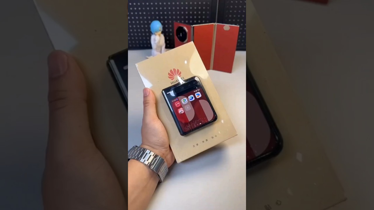 Unboxing Huawei Pura X: Elegance Meets Innovation #huawei #shorts