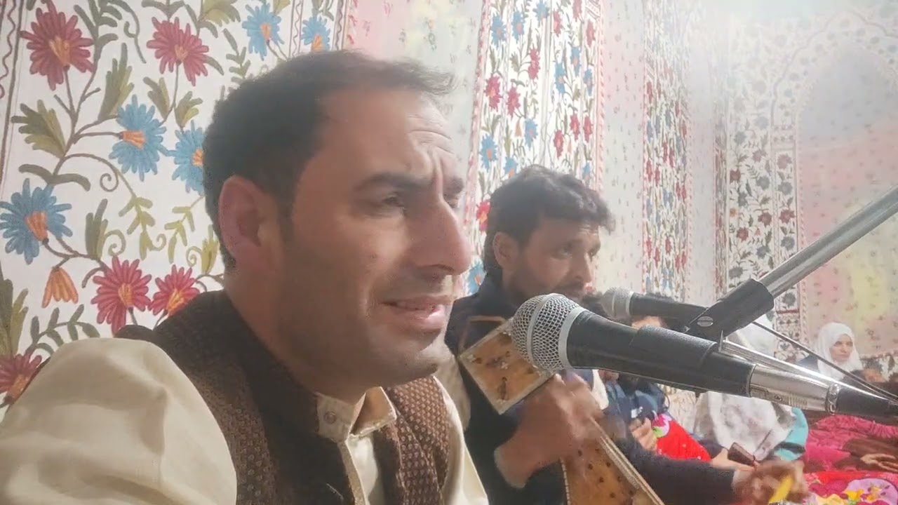 Bram Dith Saqi Mashrewith || Mir Aijaz || super hit kashmiri song