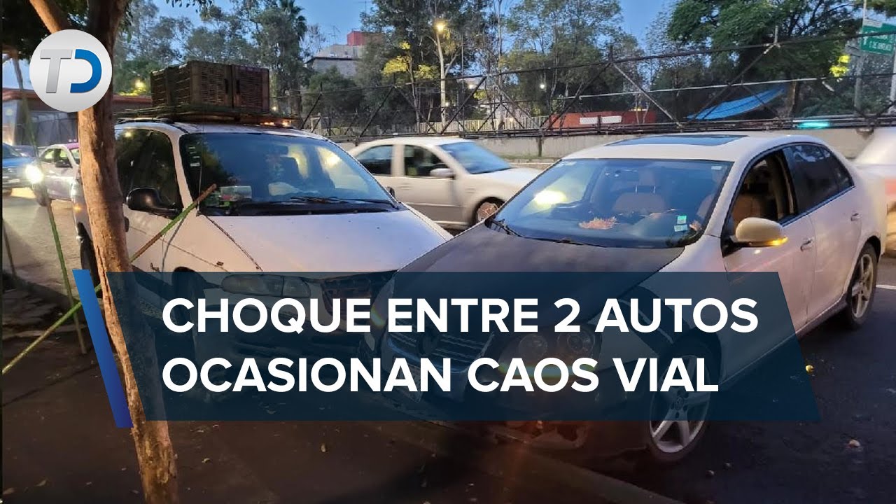 Choque entre dos autos en Iztacalco provoca caos vial en Eje 3 Oriente
