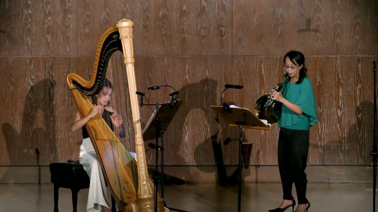 Astor Piazzolla: “Café 1930” from Histoire du Tango, arranged for harp and horn