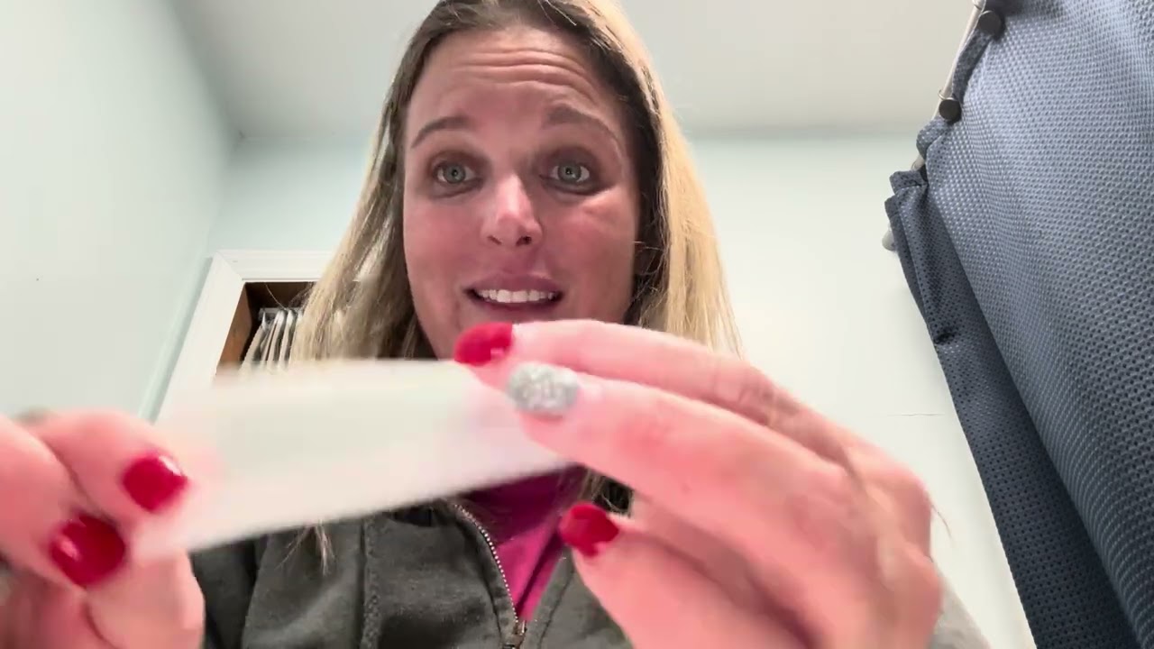 See How These Do It Yourself Face Wax Strips Did!
