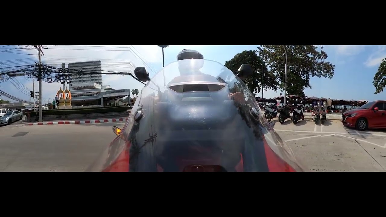 Jomtien Beach hotel to Lotus's pt1