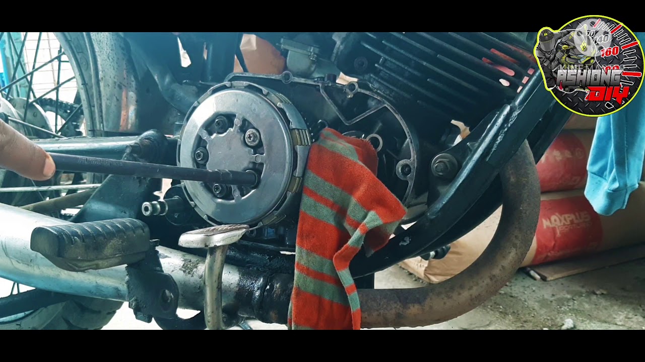 How to replace clutch lining Rs100 2stroke(Ashiong DIY Motovlog)
