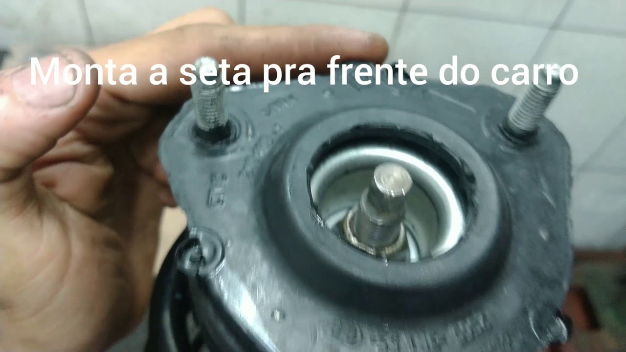 Troca dos coxins dos amortecedores do Ford Fiesta