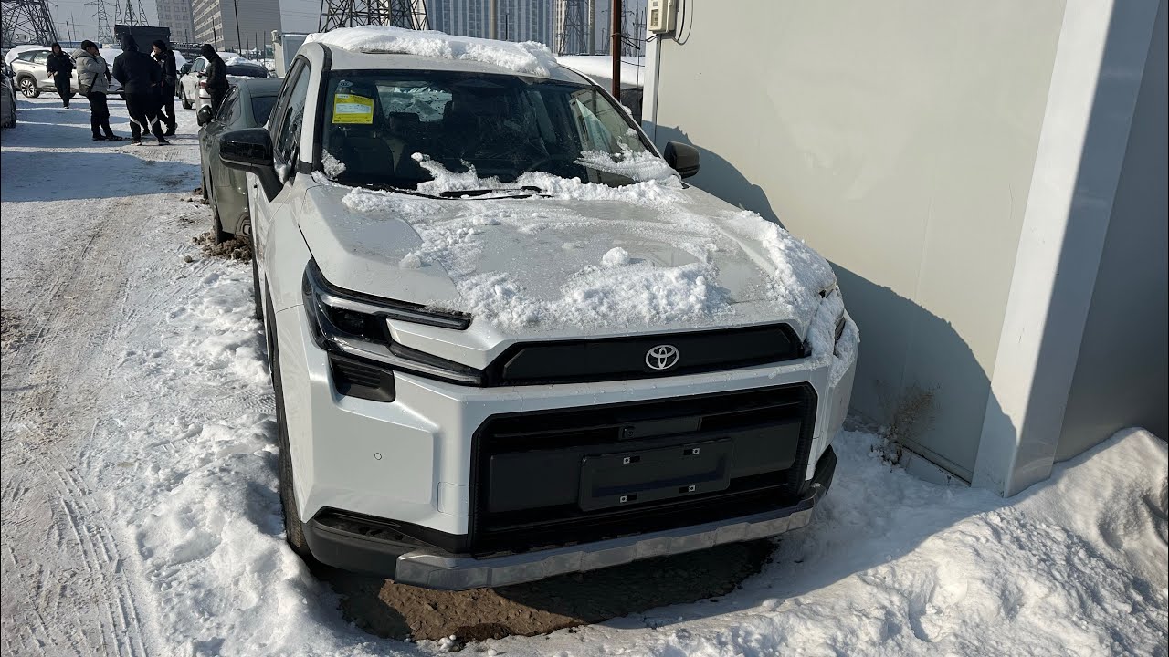 Toyota RAV4 2026г с ценой под ключ в Россию 