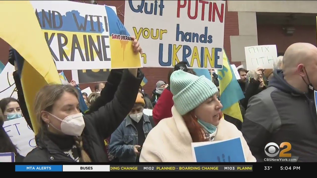 Protesters in New York rally for Ukraine