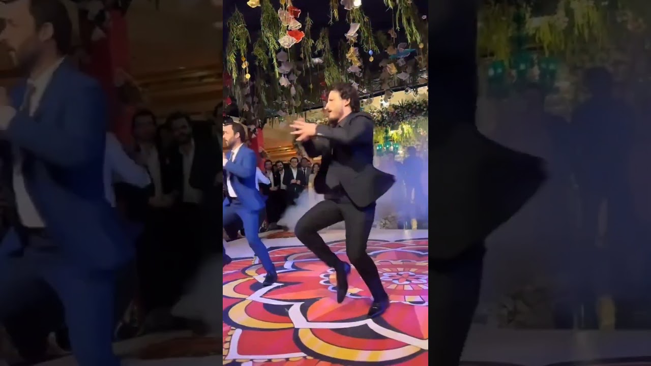 Ahmed Ali Akbar and Osman Khalid Butt dance performance #ahmedaliakbar #osmankhalid #dance #viral