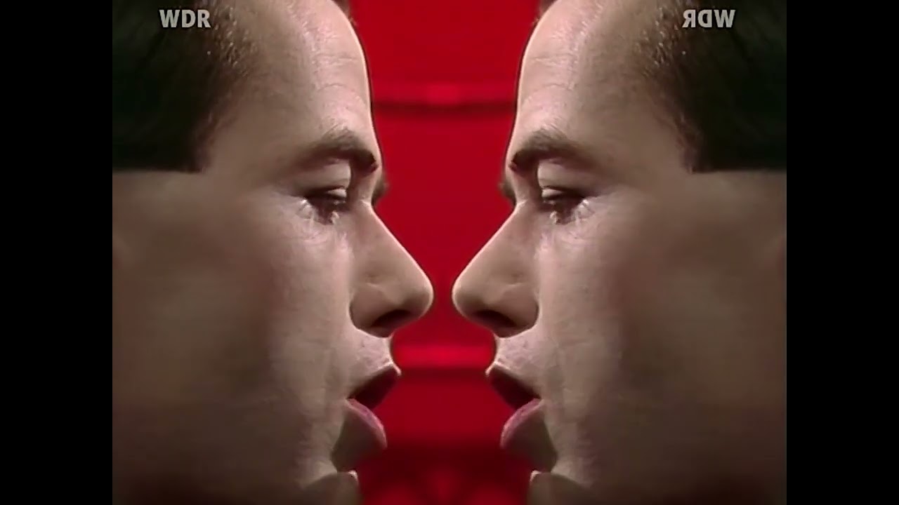 Kraftwerk - The Robots (The Man Machine 1978) - English