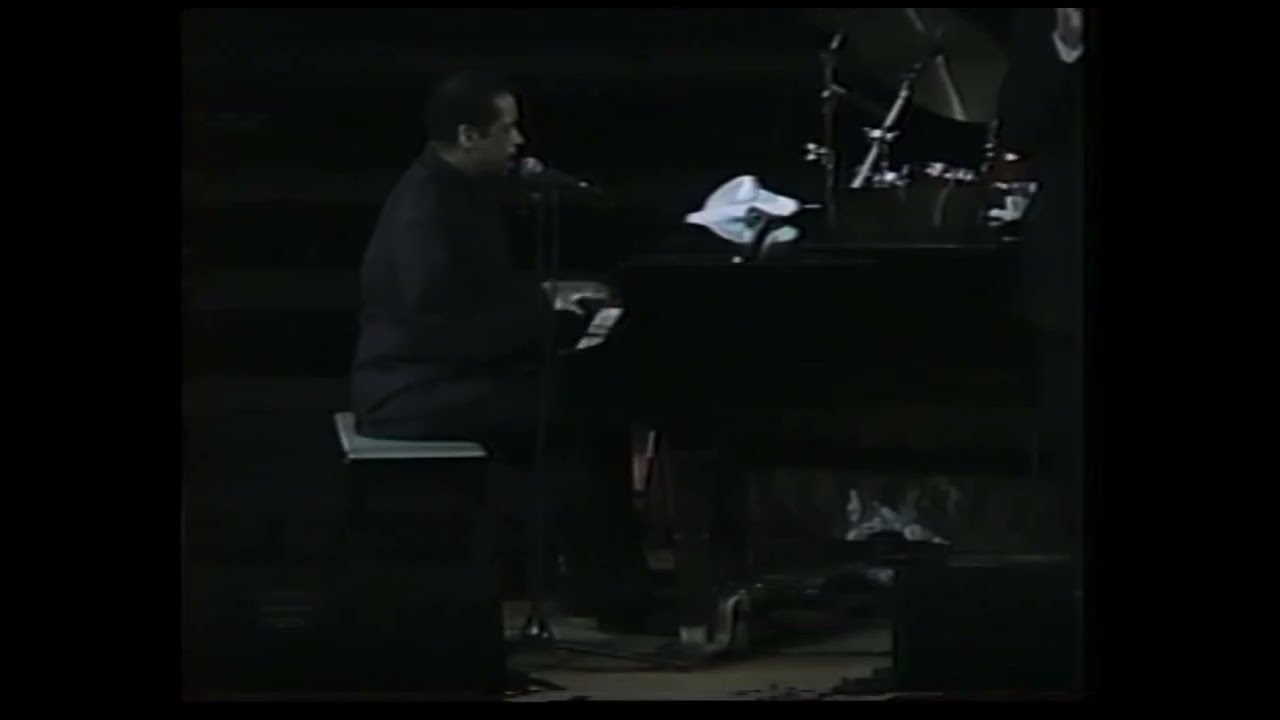 Richard Smallwood & The Smallwood Singers - “In The Shelter”
