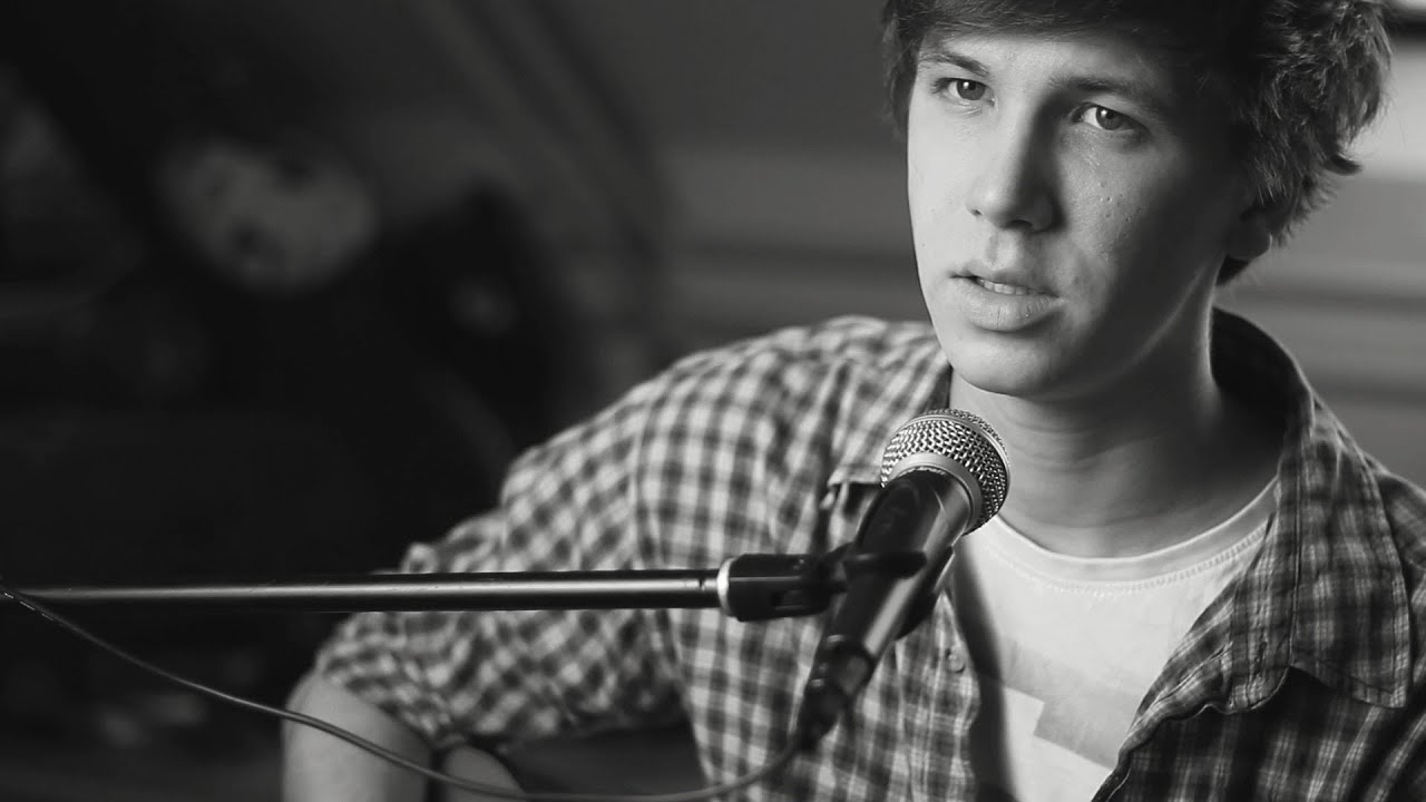 Kállay Saunders András - Hová szaladnál? (Running) - Acoustic cover