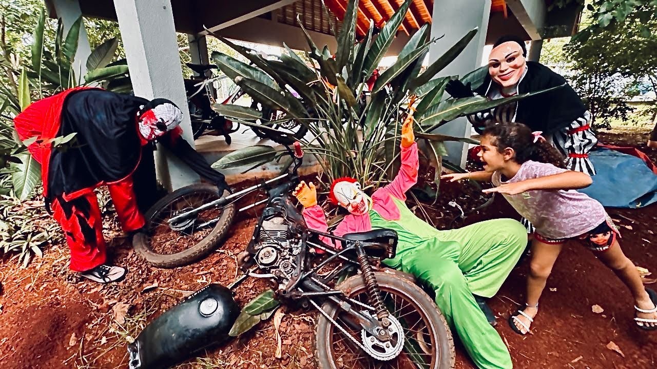 A MOTO DO MEU PAI ESTA POSSUIDA DERRUBOU O BONZINHO * espirito do Maligno esta nela *