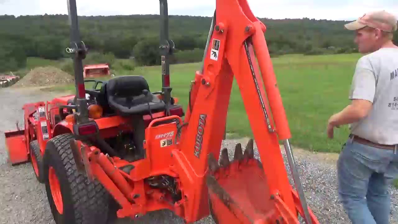 2006 Kubota B3030 Compact Tractor Loader Backhoe 4X4 Diesel HST 540 PTO For Sale
