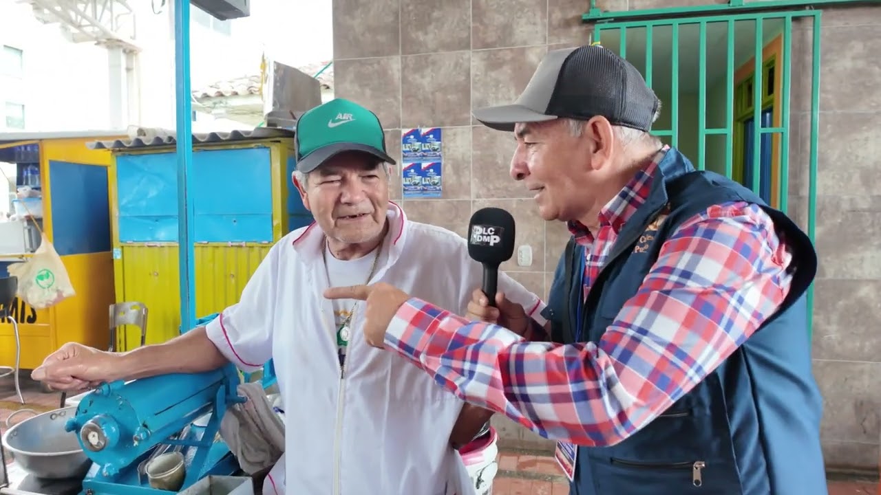 Por las Calles de mi pueblo,80 Guatica Risaralda Colombia.