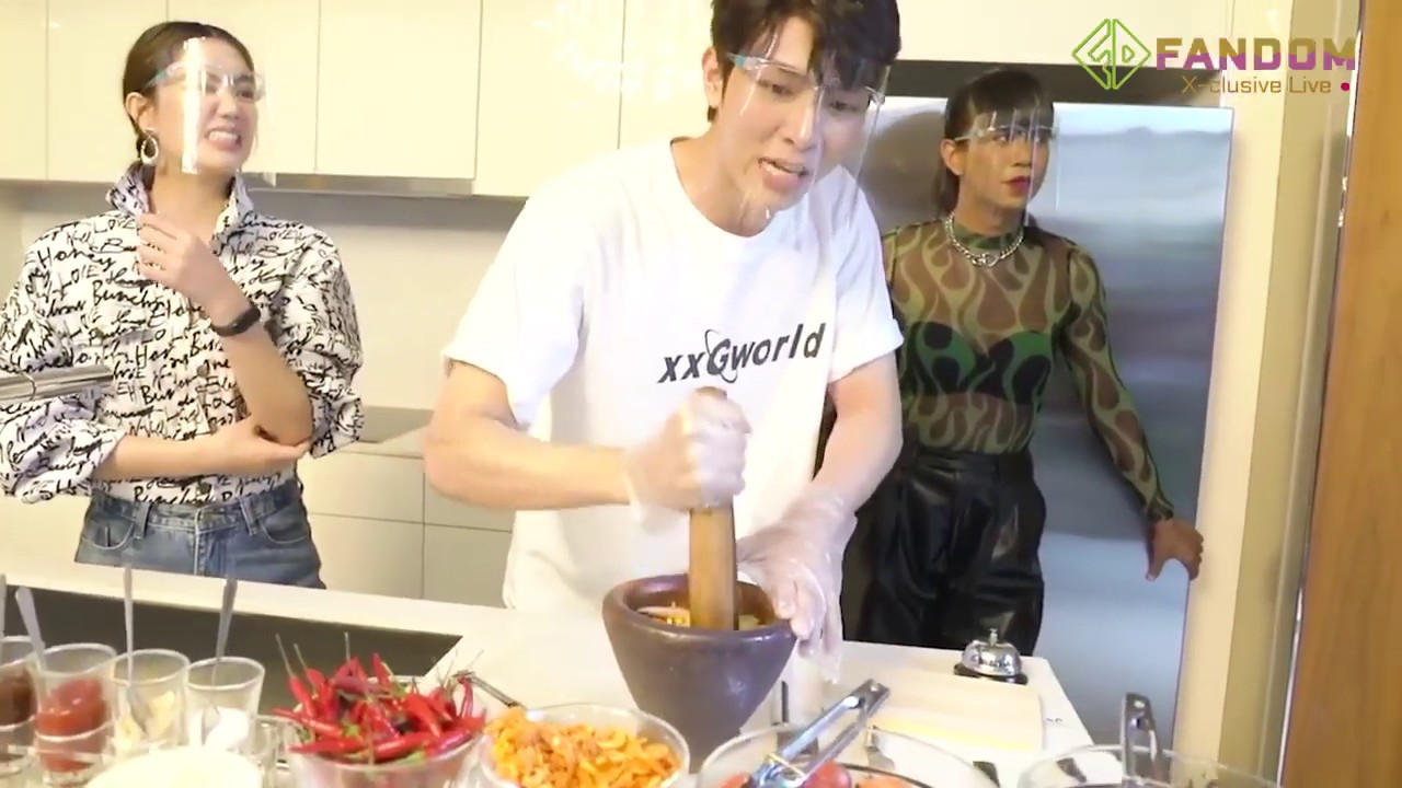 ช็อตฟินที่ 2 : Rich& Gxxod Lockdown Around You 