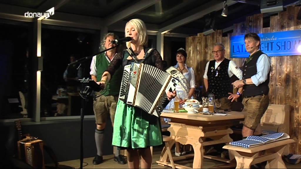 Boarische Late Night &ndash; 7. Show gl&auml;nzt mit zahlreichen Stars vor ausverkauftem Haus!
