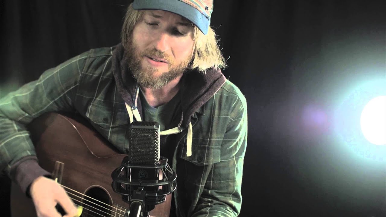 Ruarri Joseph - All Concerned (Live at Wee Studio)