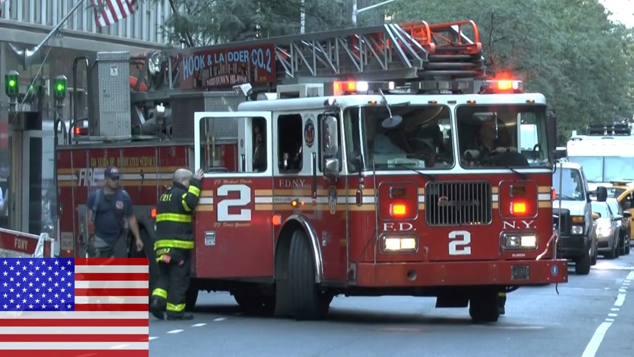 [NEW YORK CITY] Midtown Hi-Rise Hook & Ladder Company 2 goes on a run | Code 3 responding