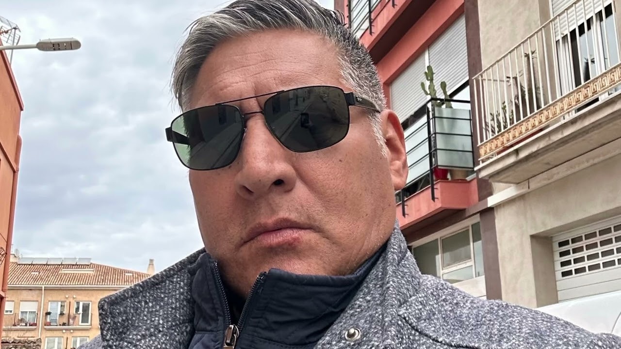 Carlos Vélez. Un minuto sin tu amor   Balada 