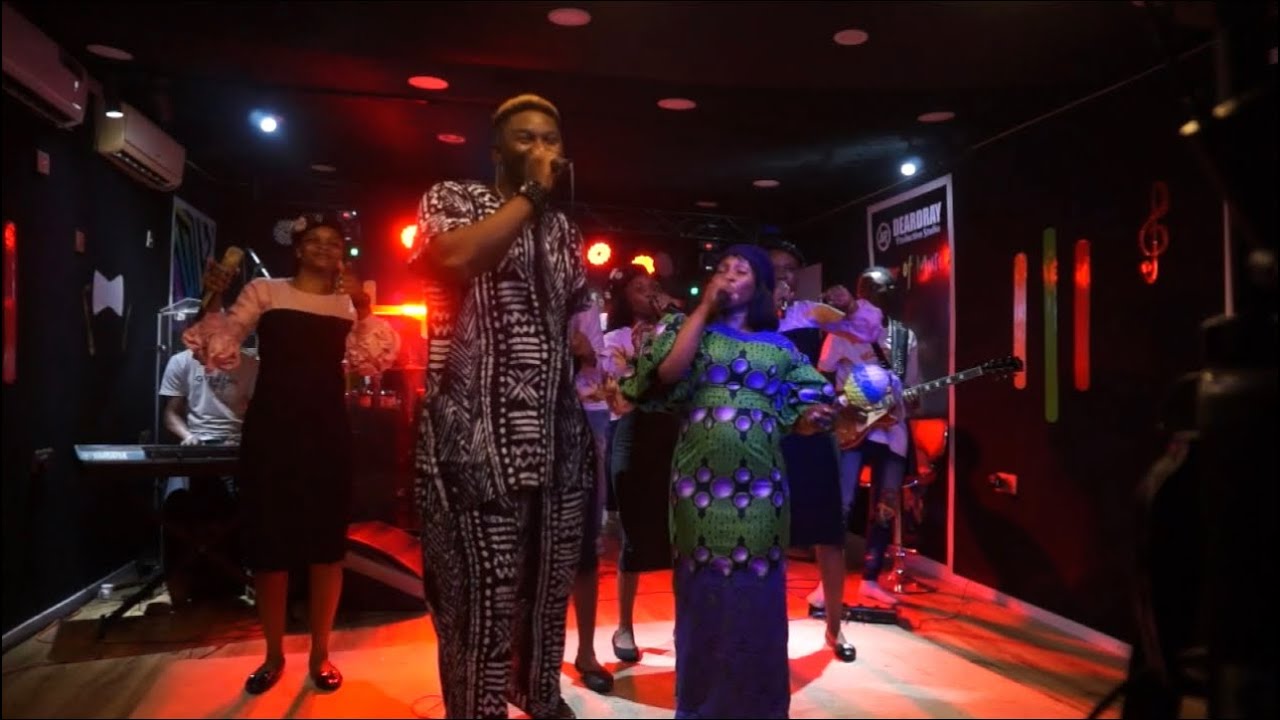 Irresistible powerful ministration by Apekeola ft Sblive in studio praise party